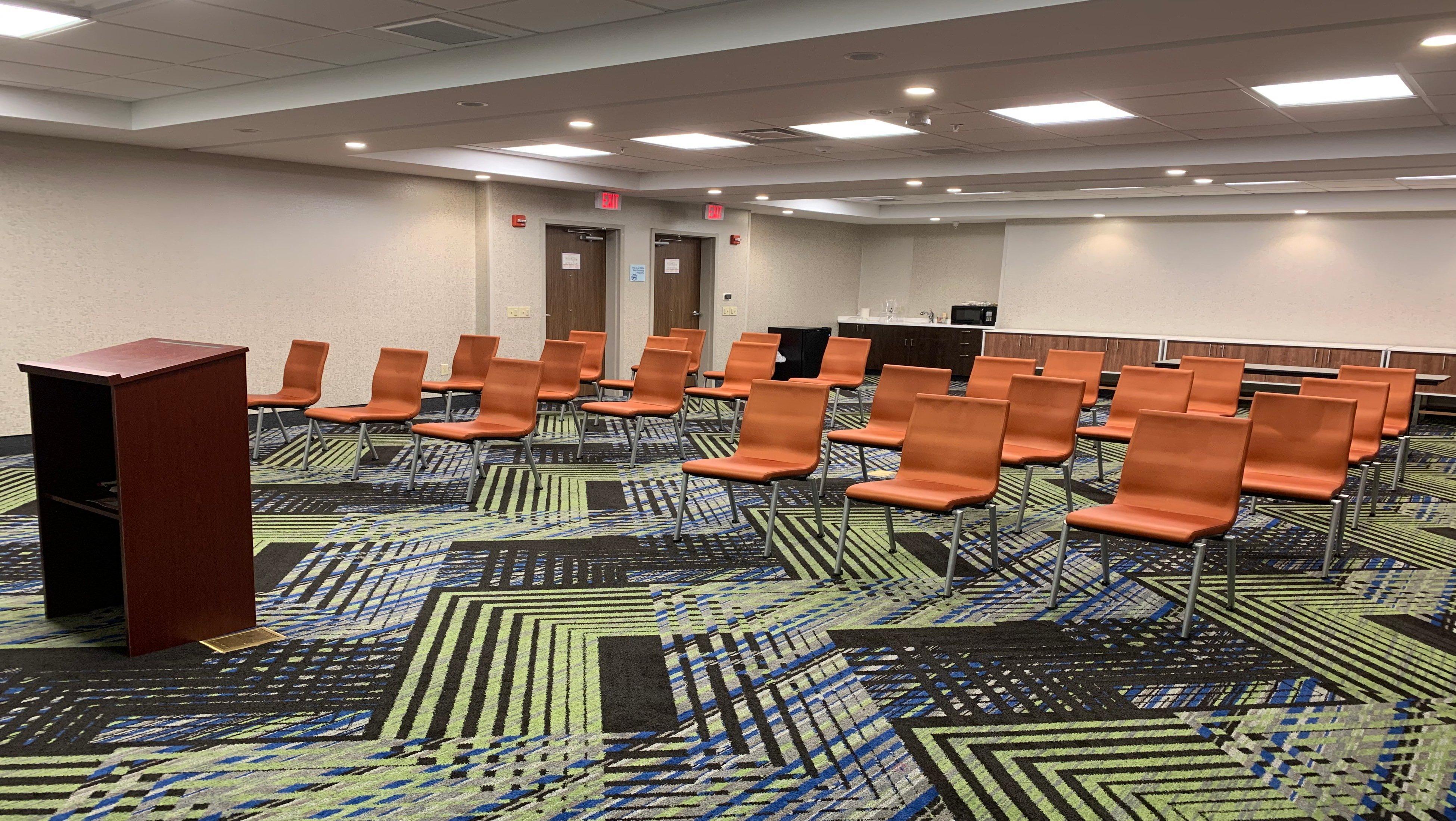 Holiday Inn Express & Suites - Middletown By Ihg Exterior foto